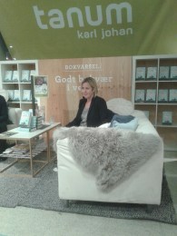 Jojo Moyes | edgeofaword