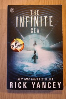 The Infinite Sea av Rick Yancey | edgeofaword