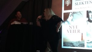 Mariela Årsandøy ved forlagstreff for Juritzen og Vega forlag | edgeofaword